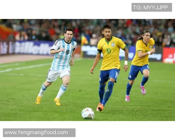 巴西国家队与巴拉圭的激烈对决展现足球魅力与团队精神